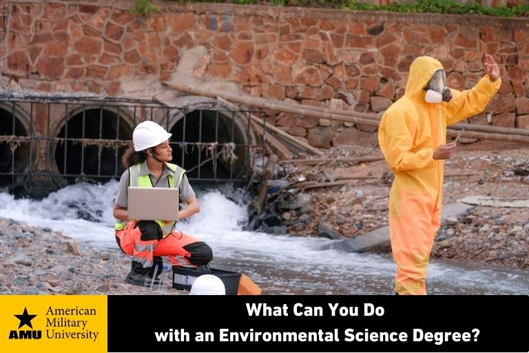 environmental-science-degree environmental science degree students in the field