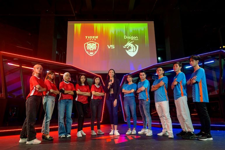 esports teams standing in arena